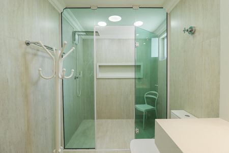 Casa à venda com 340m², 3 quartos e 3 vagas Casa à venda com 340m², 3 quartos e 3 vagasBanheiro da Suíte