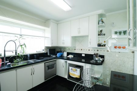 Casa à venda com 340m², 3 quartos e 3 vagas