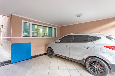 Casa à venda com 245m², 3 quartos e 2 vagas Casa à venda com 245m², 3 quartos e 2 vagasGaragem