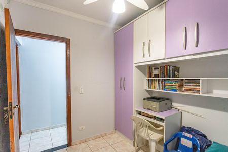 Casa à venda com 245m², 3 quartos e 2 vagas Casa à venda com 245m², 3 quartos e 2 vagasQuarto 2 - suíte