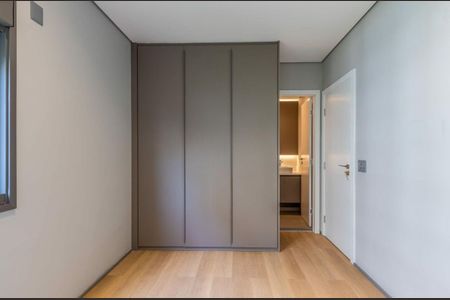 Apartamento à venda com 3 quartos, 185m² em Itaim Bibi, São Paulo