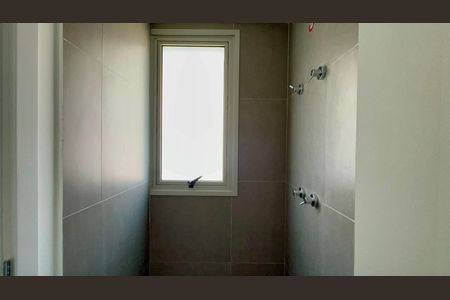 Apartamento à venda com 94m², 2 quartos e 1 vaga Apartamento à venda com 94m², 2 quartos e 1 vagaBanheiro da Suíte 1