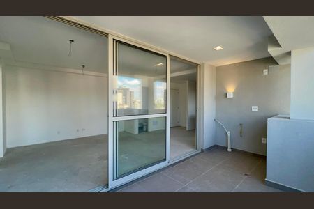 Apartamento à venda com 94m², 2 quartos e 1 vaga Apartamento à venda com 94m², 2 quartos e 1 vagaVaranda