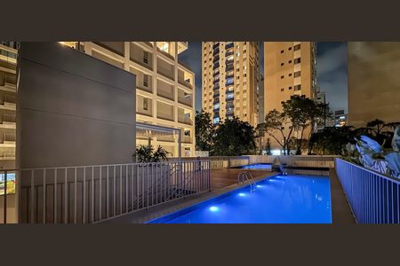 Apartamento à venda com 94m², 2 quartos e 1 vaga Apartamento à venda com 94m², 2 quartos e 1 vagaPiscina