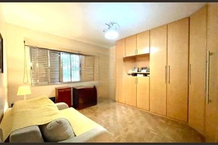 Casa à venda com 3 quartos, 180m² em Mirandópolis, São Paulo