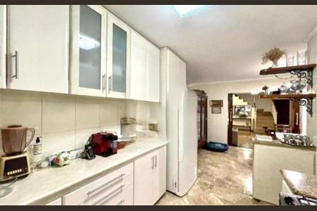 Casa à venda com 3 quartos, 180m² em Mirandópolis, São Paulo