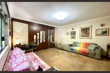 Casa à venda com 3 quartos, 180m² em Mirandópolis, São Paulo