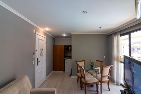 Sala de apartamento à venda com 2 quartos, 51m² em Vila Olímpia, São Paulo