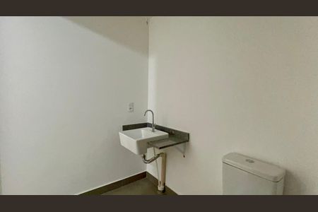 Studio à venda com 38m², 1 quarto e sem vaga Studio à venda com 38m², 1 quarto e sem vagaBanheiro