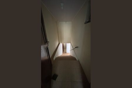 Casa à venda com 98m², 2 quartos e 2 vagas Casa à venda com 98m², 2 quartos e 2 vagasCorredor
