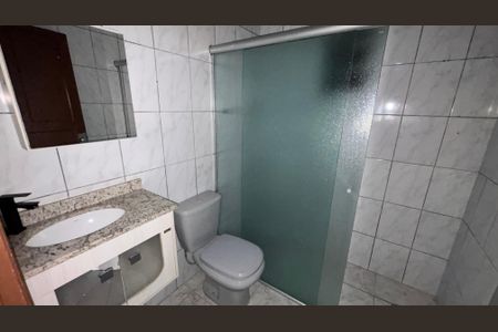 Casa à venda com 98m², 2 quartos e 2 vagas Casa à venda com 98m², 2 quartos e 2 vagasBanheiro Social