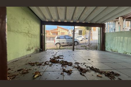 Casa à venda com 98m², 2 quartos e 2 vagas Casa à venda com 98m², 2 quartos e 2 vagasVista do Quarto