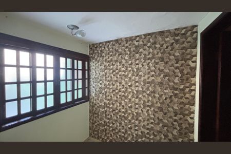 Sala de casa para alugar com 2 quartos, 98m² em Vila Pires, Santo André