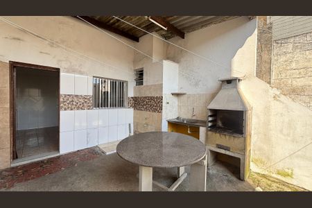Casa à venda com 98m², 2 quartos e 2 vagas Casa à venda com 98m², 2 quartos e 2 vagasÁrea de Serviço
