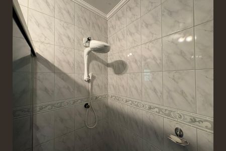 Casa à venda com 165m², 3 quartos e 4 vagas Casa à venda com 165m², 3 quartos e 4 vagasBanheiro