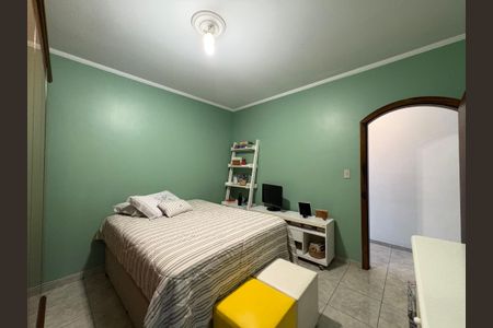 Casa à venda com 165m², 3 quartos e 4 vagas Casa à venda com 165m², 3 quartos e 4 vagasQuarto 1
