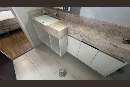 Apartamento para alugar com 70m², 2 quartos e 1 vagaBanheiro da Suíte