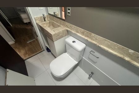 Apartamento para alugar com 70m², 2 quartos e 1 vagaBanheiro 