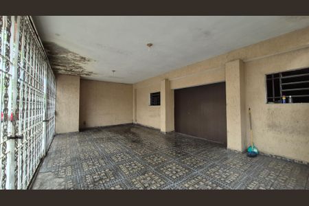 Casa à venda com 400m², 3 quartos e sem vaga Casa à venda com 400m², 3 quartos e sem vagaGaragem
