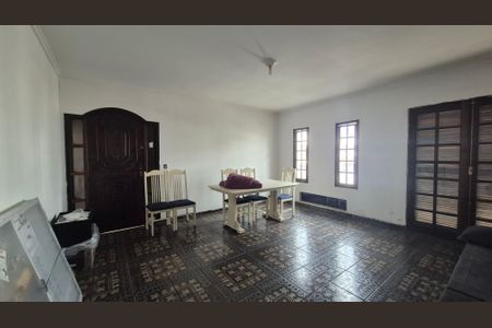 Sala de casa à venda com 3 quartos, 400m² em Utinga, Santo André