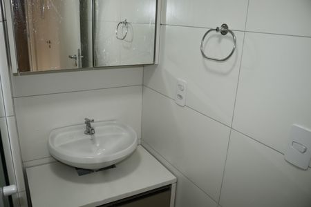 Banheiro de apartamento à venda com 1 quarto, 26m² em Vila Buarque, São Paulo