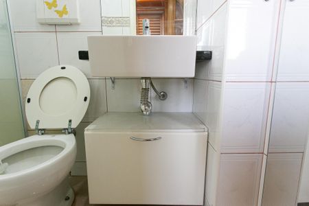 Apartamento à venda com 60m², 2 quartos e 2 vagas Apartamento à venda com 60m², 2 quartos e 2 vagasBanheiro da Suíte