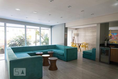 Studio à venda com 28m², 1 quarto e sem vaga Studio à venda com 28m², 1 quarto e sem vagaÁrea comum - Salão de festas