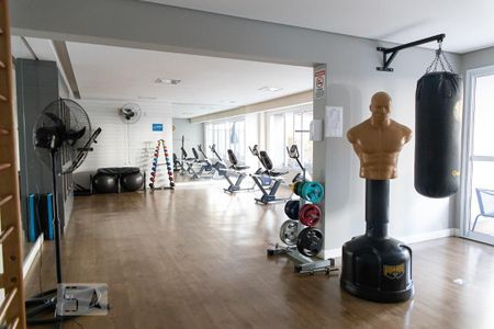 Studio à venda com 28m², 1 quarto e sem vaga Studio à venda com 28m², 1 quarto e sem vagaÁrea comum - Academia