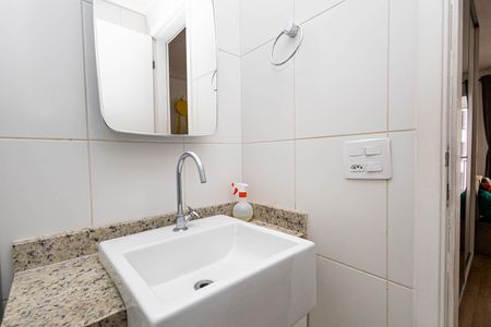Studio à venda com 28m², 1 quarto e sem vaga Studio à venda com 28m², 1 quarto e sem vagaBanheiro Social