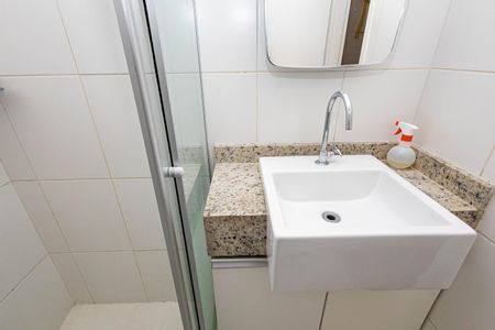 Studio à venda com 28m², 1 quarto e sem vaga Studio à venda com 28m², 1 quarto e sem vagaBanheiro Social