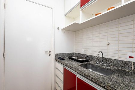 Studio à venda com 28m², 1 quarto e sem vaga Studio à venda com 28m², 1 quarto e sem vagaCozinha