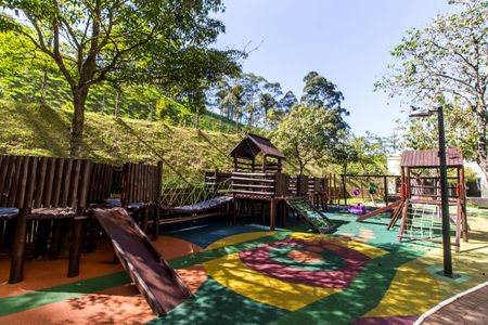 Apartamento à venda com 100m², 3 quartos e 2 vagasÁrea comum - Playground