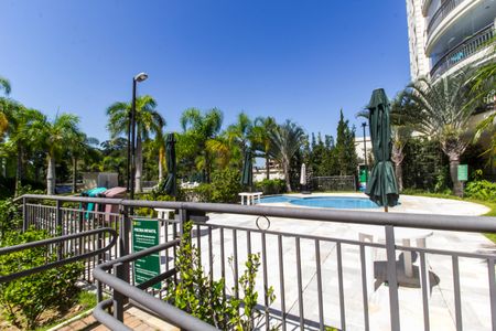 Apartamento à venda com 100m², 3 quartos e 2 vagasPiscina