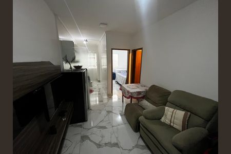 Sala de casa de condomínio à venda com 1 quarto, 30m² em Vila Roque, São Paulo