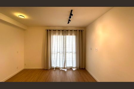 Studio de kitnet/studio para alugar com 1 quarto, 26m² em Jardim das Acacias, São Paulo