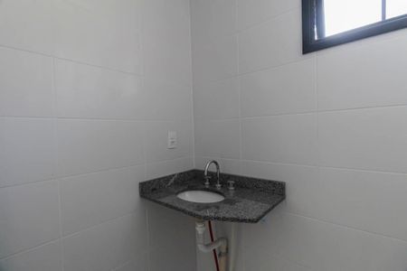 Apartamento à venda com 80m², 3 quartos e 1 vaga Apartamento à venda com 80m², 3 quartos e 1 vagaBanheiro da Suíte