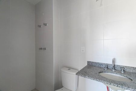 Apartamento à venda com 63m², 2 quartos e 1 vaga Apartamento à venda com 63m², 2 quartos e 1 vagaBanheiro Social