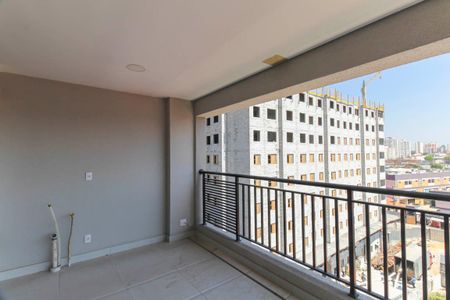 Apartamento à venda com 80m², 3 quartos e 1 vaga Apartamento à venda com 80m², 3 quartos e 1 vagaVaranda