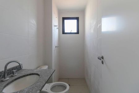 Apartamento à venda com 80m², 3 quartos e 1 vaga Apartamento à venda com 80m², 3 quartos e 1 vagaBanheiro da Suíte 1
