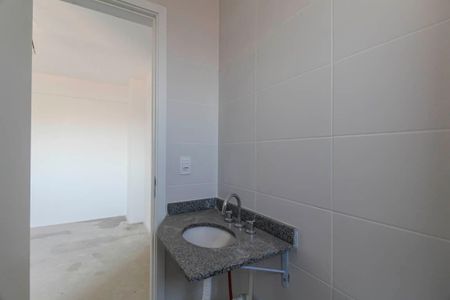 Apartamento à venda com 67m², 2 quartos e 1 vaga Apartamento à venda com 67m², 2 quartos e 1 vagaBanheiro da Suíte