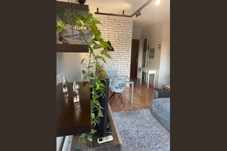 Sala de apartamento à venda com 1 quarto, 41m² em Floresta, Porto Alegre