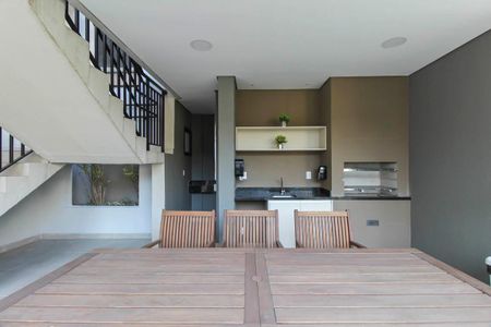 Apartamento à venda com 67m², 3 quartos e 1 vaga Apartamento à venda com 67m², 3 quartos e 1 vagaÁrea comum - Churrasqueira