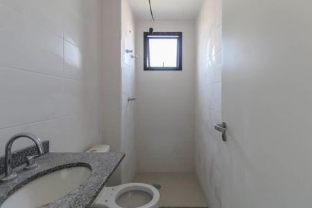 Apartamento à venda com 63m², 2 quartos e 1 vaga Apartamento à venda com 63m², 2 quartos e 1 vagaBanheiro da Suíte 2