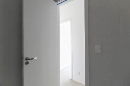 Apartamento à venda com 80m², 3 quartos e 1 vaga Apartamento à venda com 80m², 3 quartos e 1 vagaBanheiro
