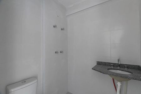 Apartamento à venda com 80m², 3 quartos e 1 vaga Apartamento à venda com 80m², 3 quartos e 1 vagaBanheiro