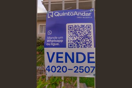 Casa à venda com 290m², 3 quartos e 2 vagas Casa à venda com 290m², 3 quartos e 2 vagasPlaca