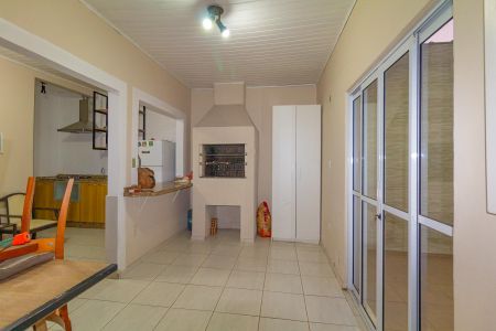 Casa à venda com 290m², 3 quartos e 2 vagas Casa à venda com 290m², 3 quartos e 2 vagasÁrea Externa