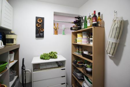 Apartamento à venda com 112m², 2 quartos e 1 vaga Apartamento à venda com 112m², 2 quartos e 1 vagaQuarto de Serviço