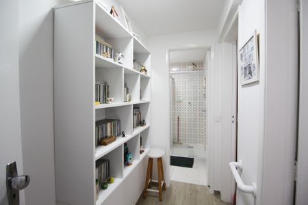 Apartamento à venda com 112m², 2 quartos e 1 vaga Apartamento à venda com 112m², 2 quartos e 1 vagaCorredor