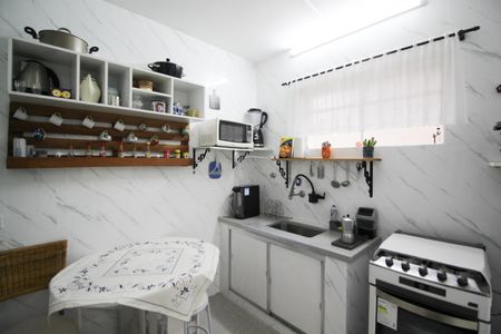 Apartamento à venda com 112m², 2 quartos e 1 vaga Apartamento à venda com 112m², 2 quartos e 1 vagaCozinha